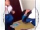 实拍安徽金寨八一中学一女生被男生围殴视频 称要的就是这效果！