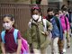 美国多地计划取消校园口罩强制令 与新冠病毒共存
