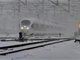 今冬最强寒潮下 北方暴雪中列车不停地被取消